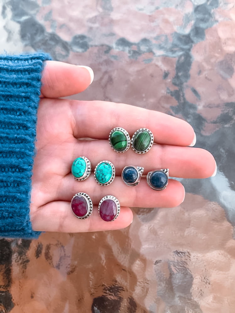 pendientes de plata con piedras pendientes de plata decorados con piedras naturales de muchos colores