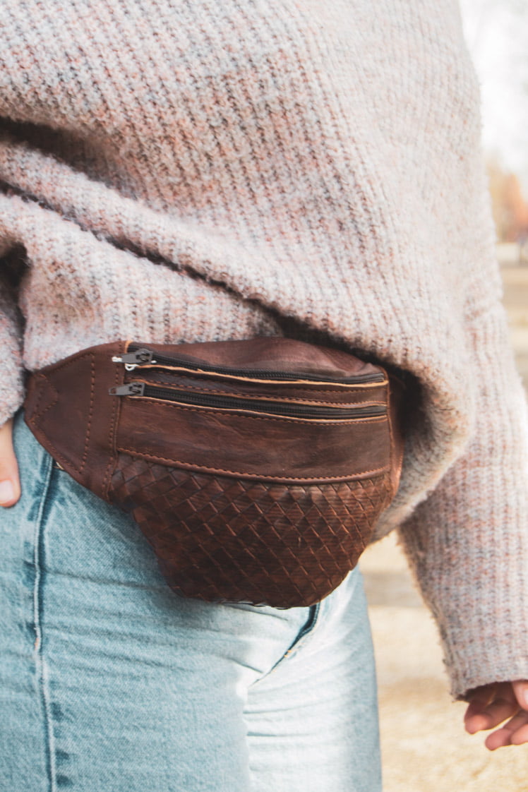 15052010-DSC_0455riñonera llara riñonera llara